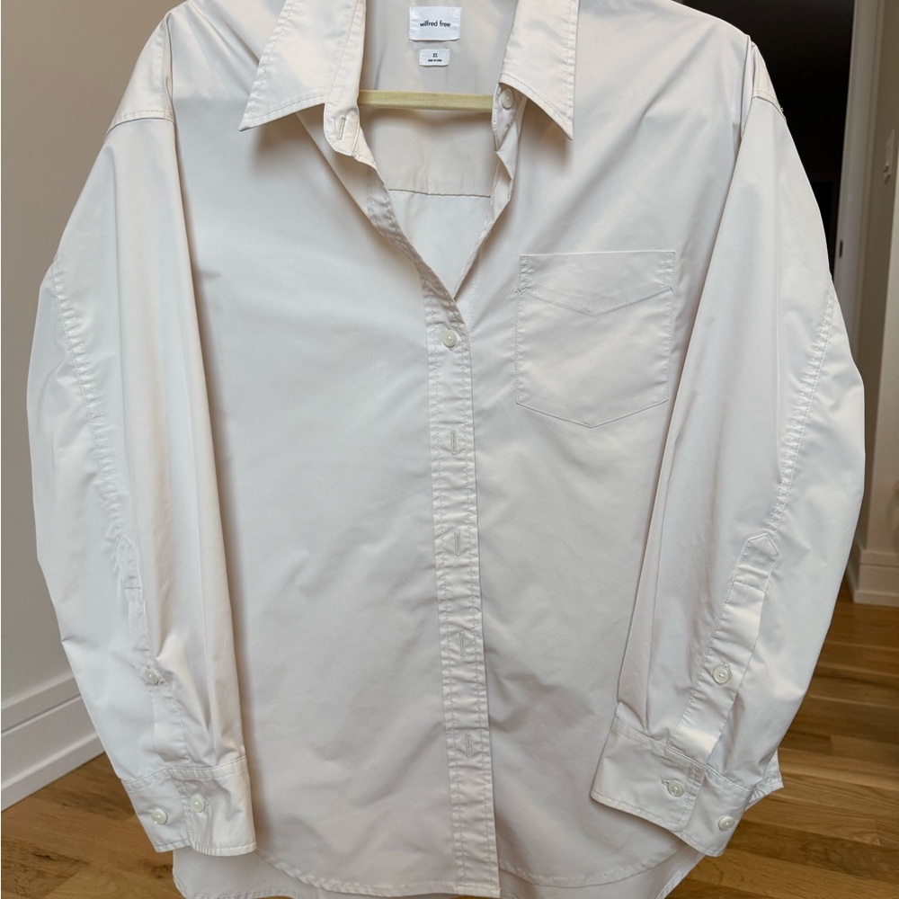Aritzia Wilfred Free Cream Button Down